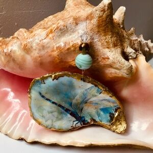 Oyster Shell Ornaments Dragonfly